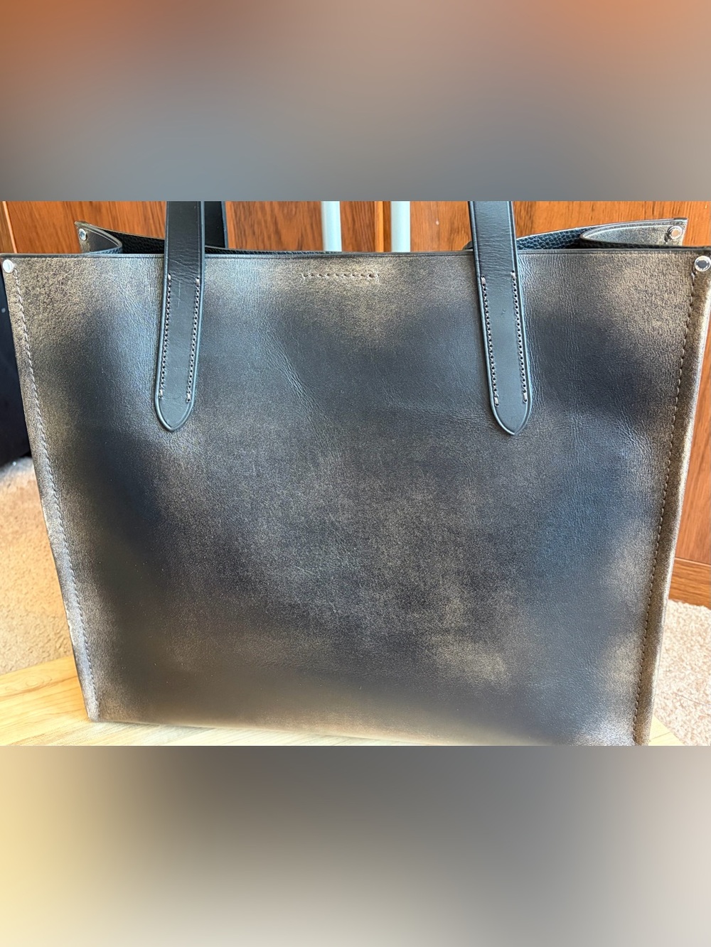 COACH XL Relay Tote in “Loved Leather” CBF28 - Picture 2 of 10